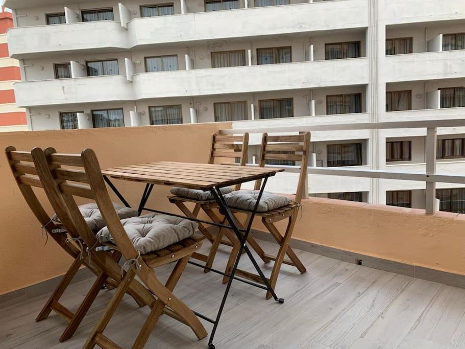Apartamento Con Encanto Y Piscina 푸엔히롤라 외부 사진
