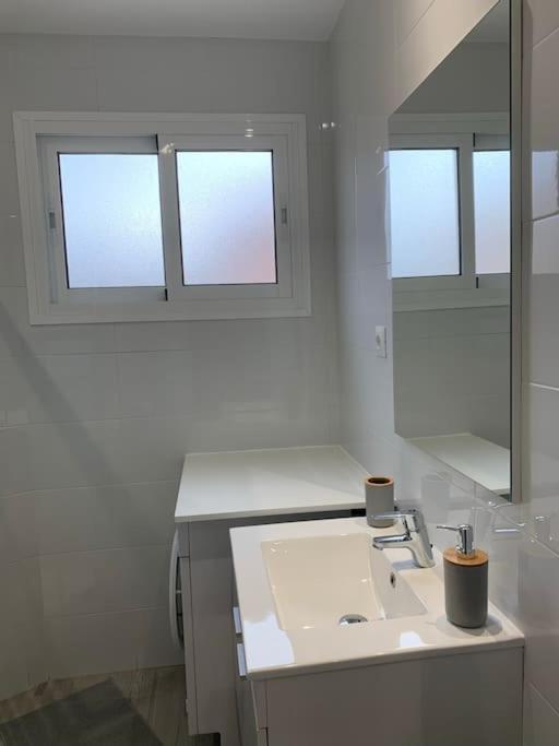 Apartamento Con Encanto Y Piscina 푸엔히롤라 외부 사진